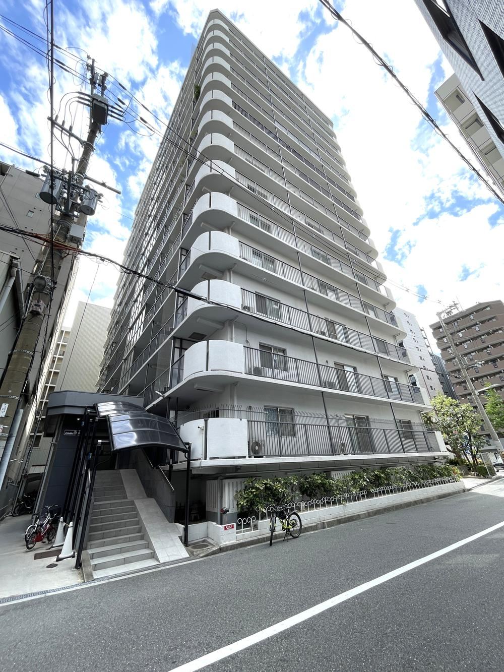 3LDK apartment in Naniwa Ward, Osaka - Photo 1