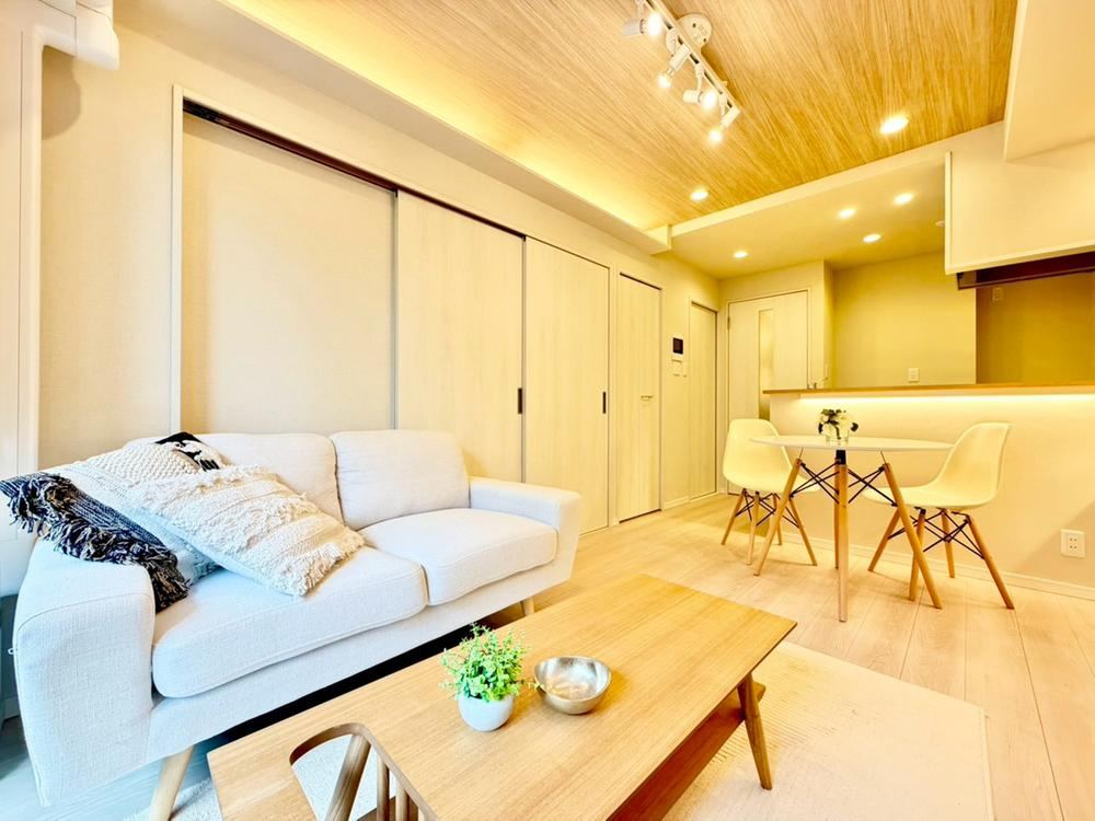 1LDK apartment in Shibuya Ward, Tokyo - Photo 1