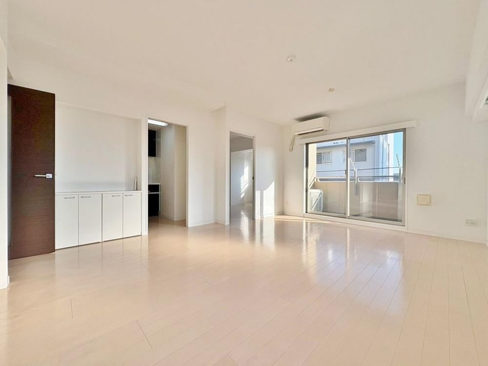 3LDK apartment in Matsudo, Chiba - Photo 1