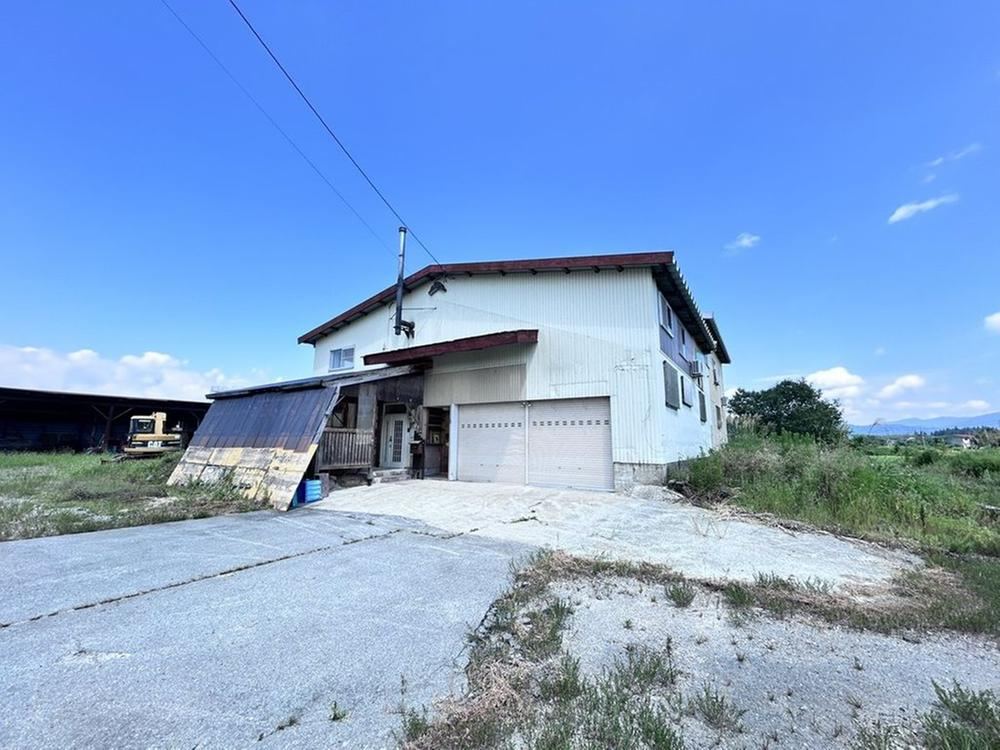 9LDK house in Obanazawa, Yamagata - Photo 1