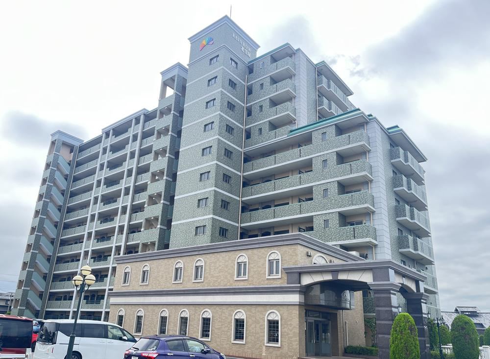 4LDK apartment in Inuyama, Aichi - Photo 1