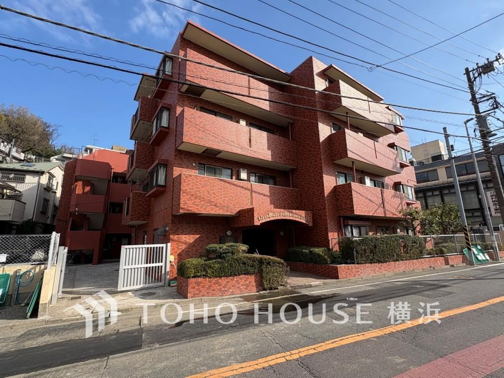 3DK apartment in Isogo Ward, Yokohama, Kanagawa - Photo 1