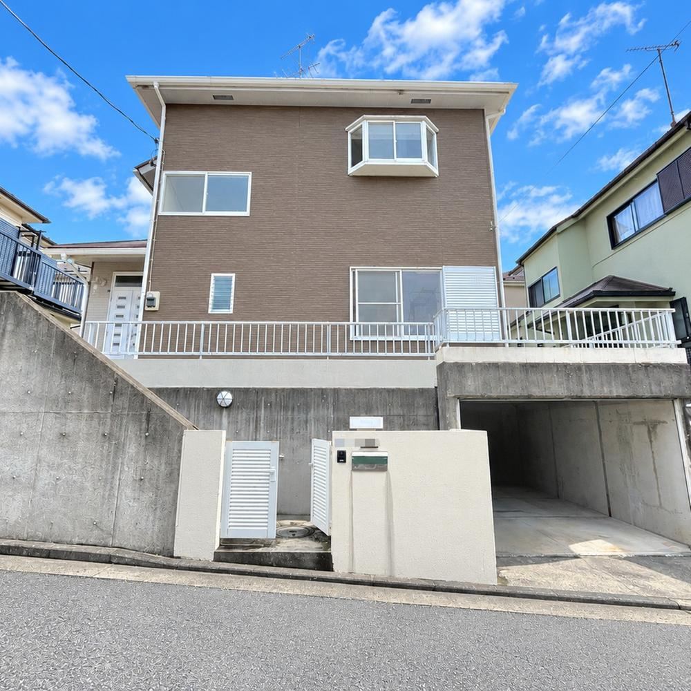 4LDK house in Asahi Ward, Yokohama, Kanagawa - Photo 1