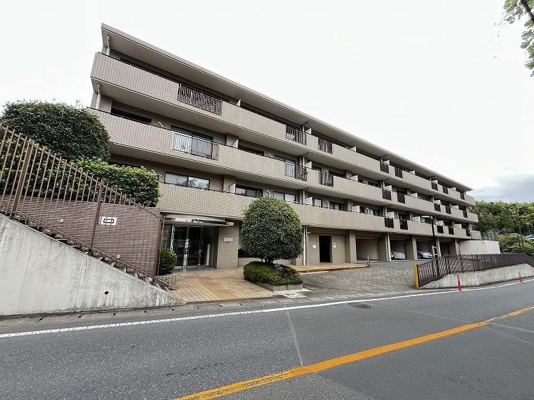 3LDK apartment in Asao Ward, Kawasaki, Kanagawa - Photo 1