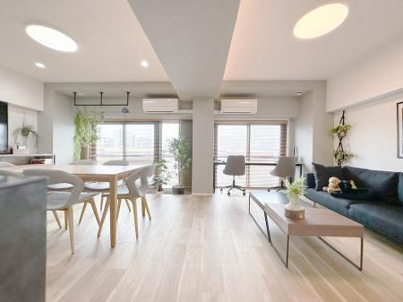 2LDK apartment in Shinagawa Ward, Tokyo - Photo 1