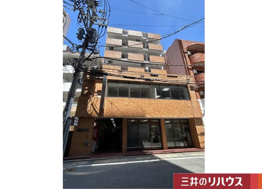 2LDK apartment in Chuo Ward, Fukuoka - Photo 1