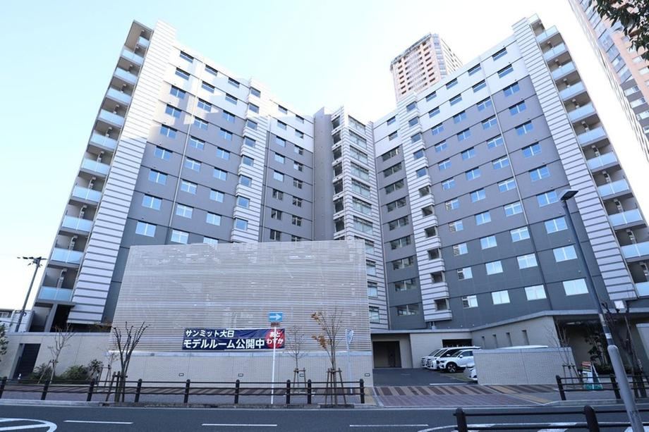 2LDK apartment in Moriguchi, Osaka - Photo 1