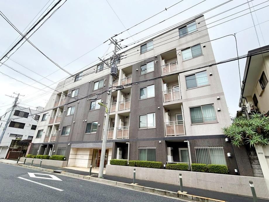 1LDK apartment in Setagaya Ward, Tokyo - Photo 1