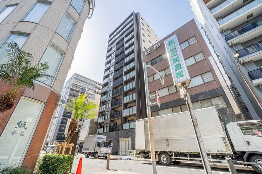 2LDK apartment in Chuo Ward, Tokyo - Photo 1