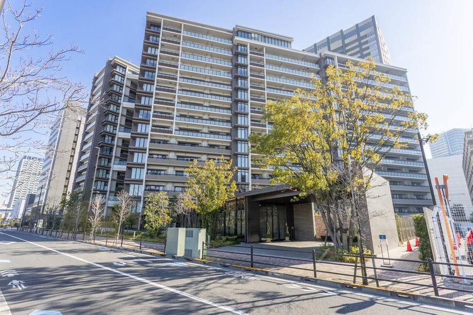 3LDK apartment in Koto Ward, Tokyo - Photo 1