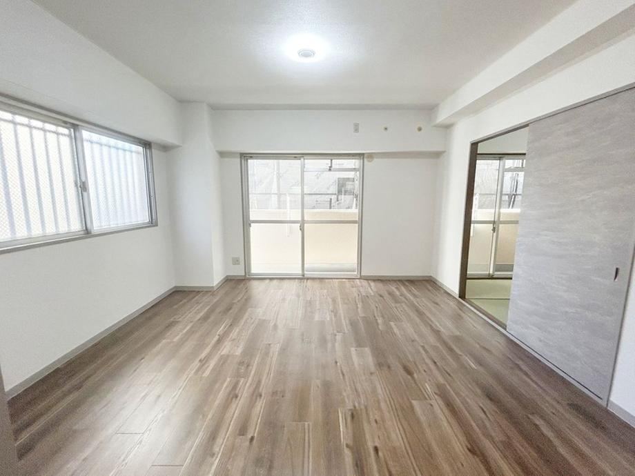 3LDK apartment in Itami, Hyogo - Photo 1