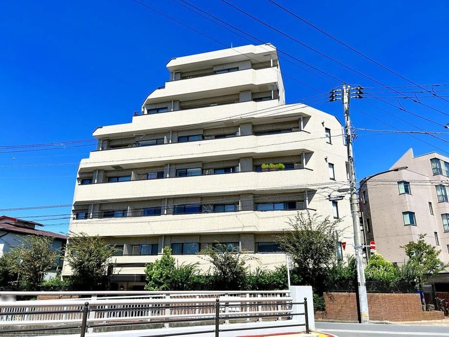 4LDK apartment in Nerima Ward, Tokyo - Photo 1