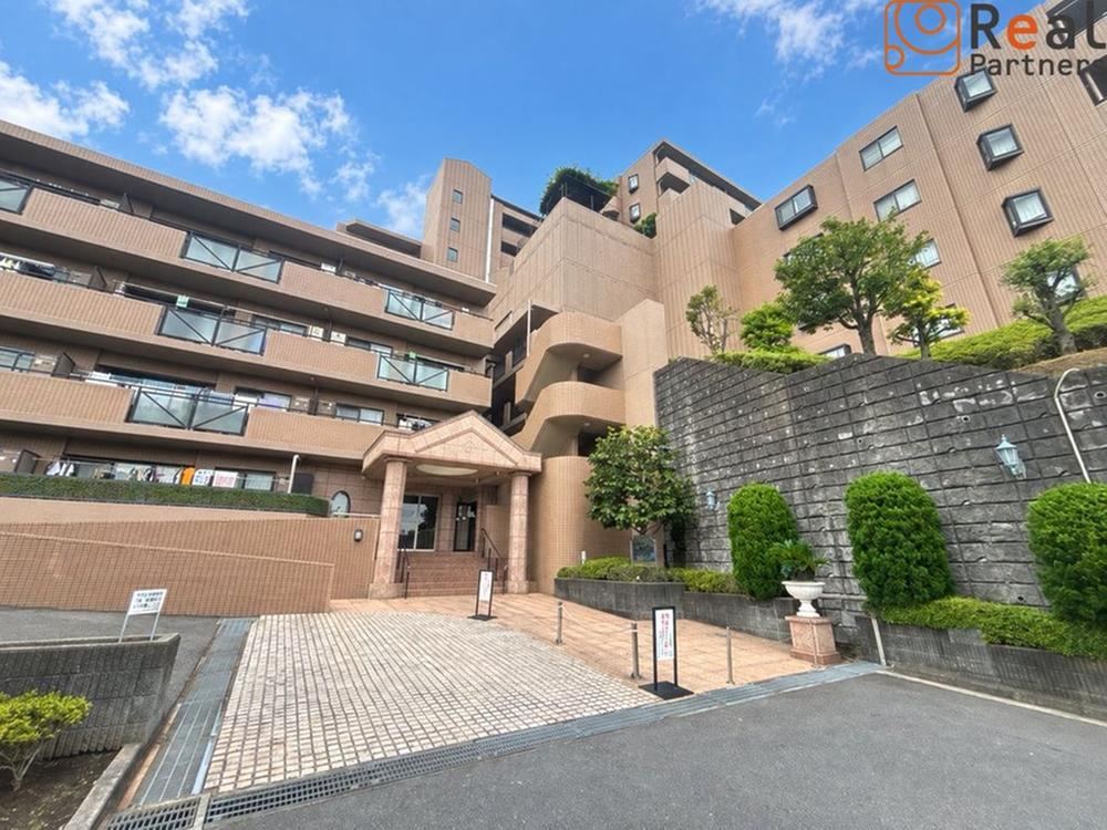 3LDK apartment in Hodogaya Ward, Yokohama, Kanagawa - Photo 1