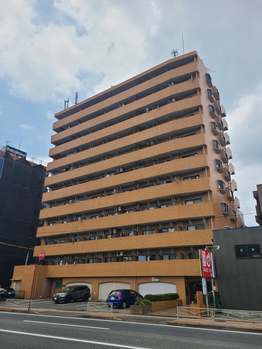 2LDK apartment in Tsurumi Ward, Yokohama, Kanagawa - Photo 1
