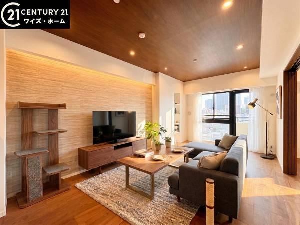 2LDK apartment in Shinjuku Ward, Tokyo - Photo 1