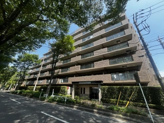 4LDK apartment in Narashino, Chiba - Photo 1