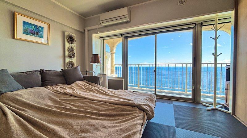 1LDK apartment in Atami, Shizuoka - Photo 1