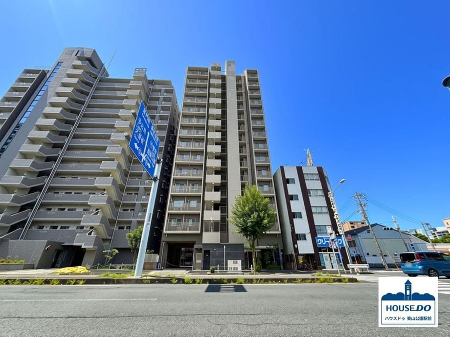 3LDK apartment in Higashi Ward, Nagoya, Aichi - Photo 1