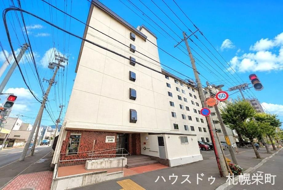 3LDK apartment in Chuo Ward, Sapporo, Hokkaido - Photo 1