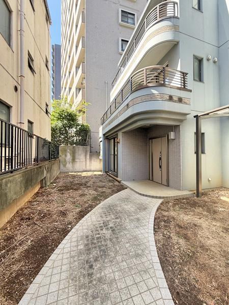 4LDK house in Itabashi Ward, Tokyo - Photo 1