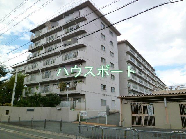 4LDK apartment in Minami Ward, Kyoto - Photo 1