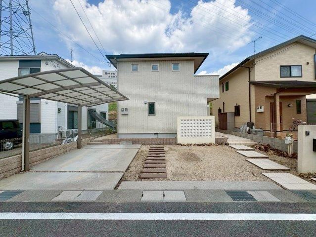 3LDK house in Kusatsu, Shiga - Photo 1