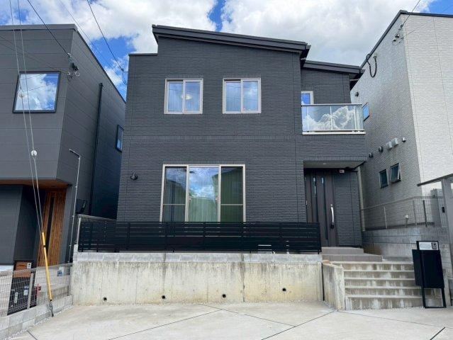 3LDK house in Otsu, Shiga - Photo 1