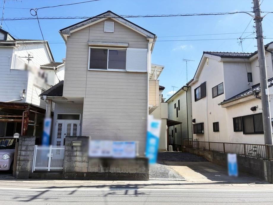 4LDK house in Hasuda, Saitama - Photo 1
