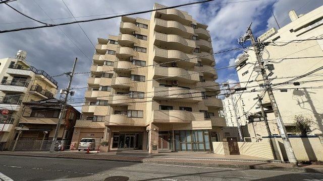 1LDK apartment in Atami, Shizuoka - Photo 1