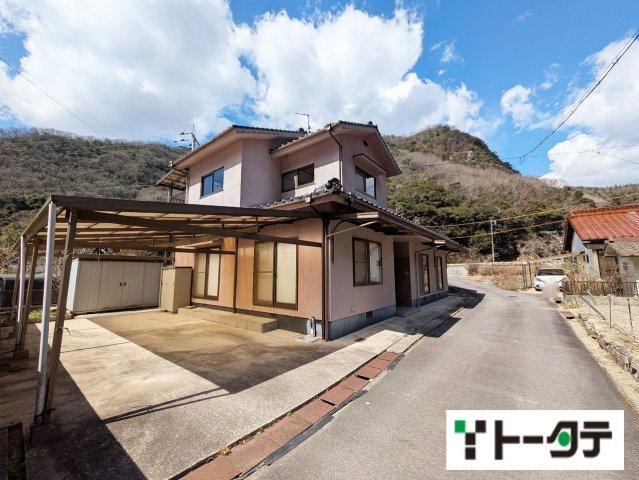 4LDK house in Higashihiroshima, Hiroshima - Photo 1