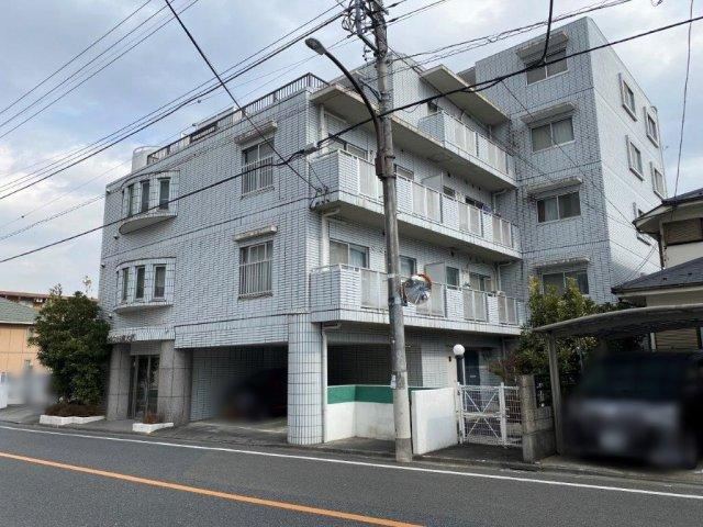 2LDK apartment in Hachioji, Tokyo - Photo 1