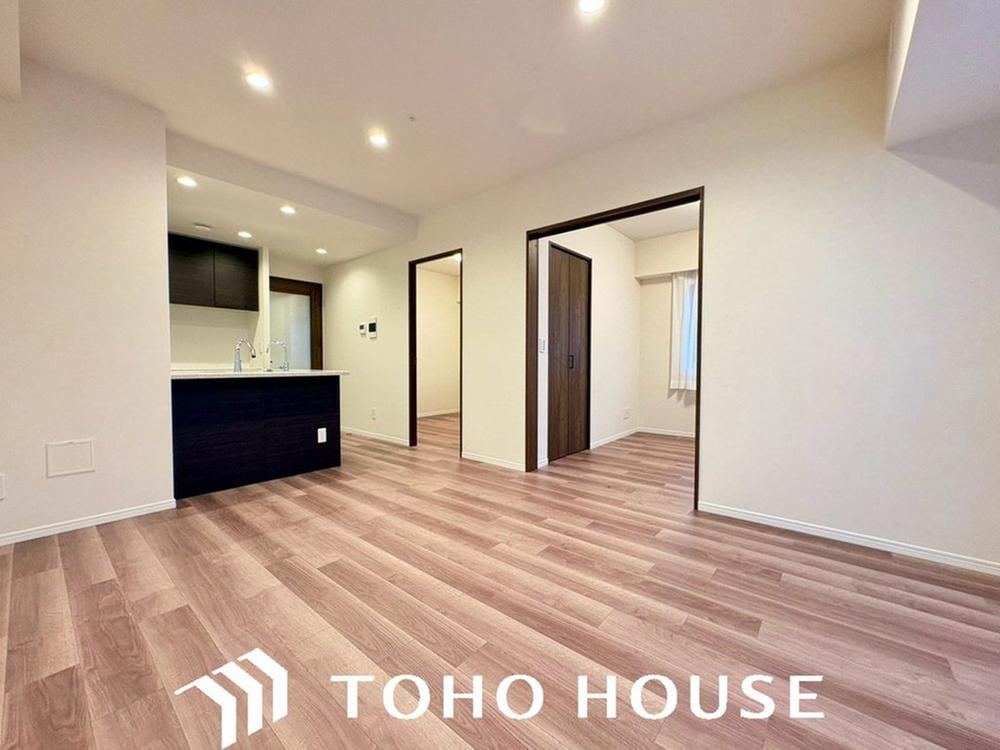 3LDK apartment in Amagasaki, Hyogo - Photo 1