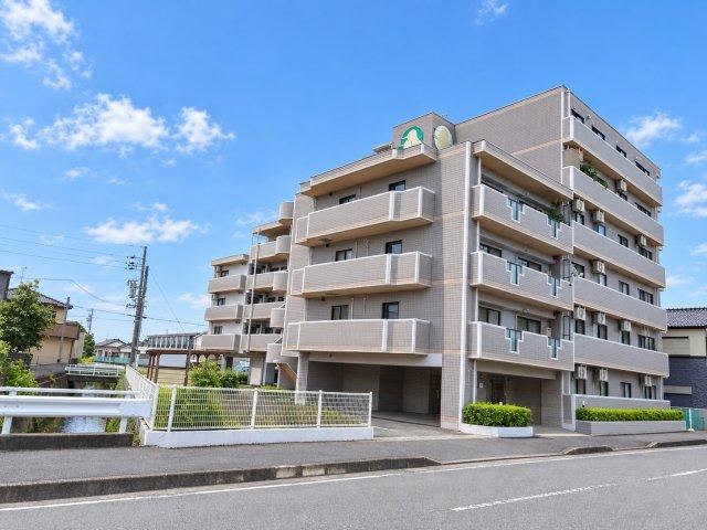 3LDK apartment in Suruga Ward, Shizuoka - Photo 1