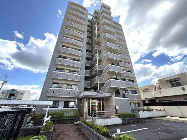2LDK apartment in Gifu, Gifu - Photo 1