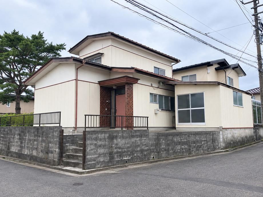 5DK house in Watari, Watari District, Miyagi - Photo 1