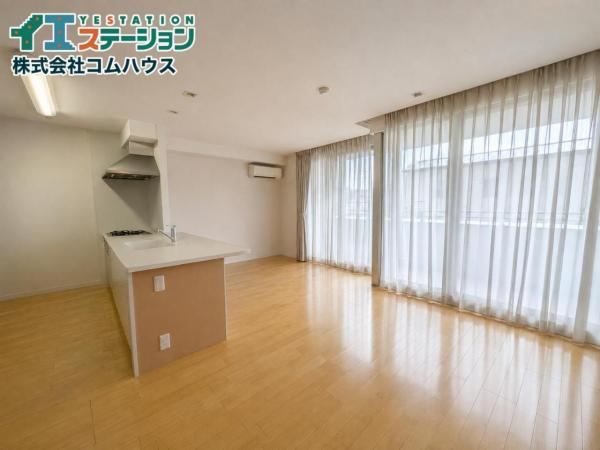 4LDK apartment in Hakata Ward, Fukuoka - Photo 1