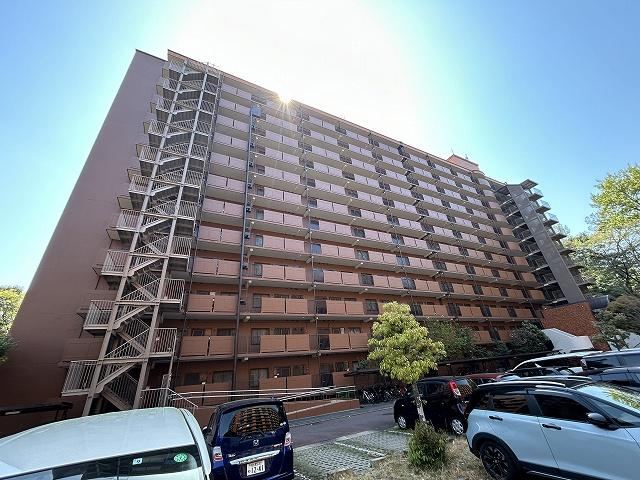 2LDK apartment in Showa Ward, Nagoya, Aichi - Photo 1