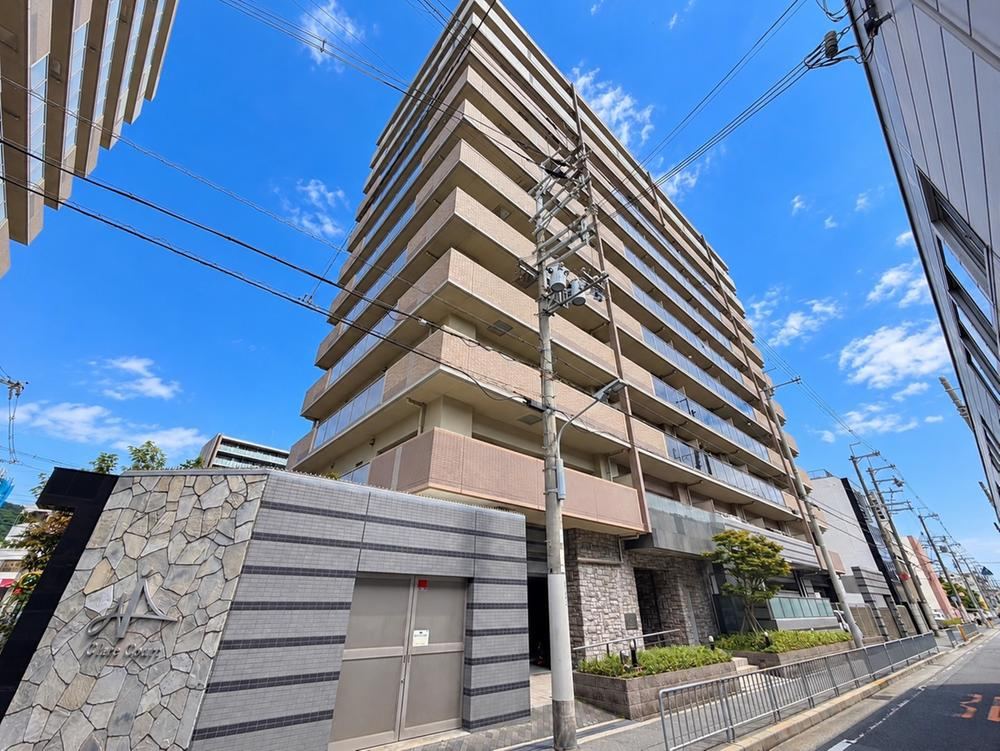 3LDK apartment in Ikeda, Osaka - Photo 1