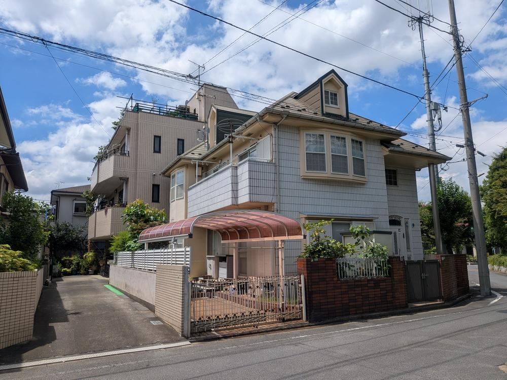 5LDK house in Nerima Ward, Tokyo - Photo 1
