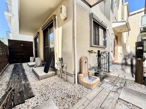 4LDK house in Nada Ward, Kobe, Hyogo - Photo 1