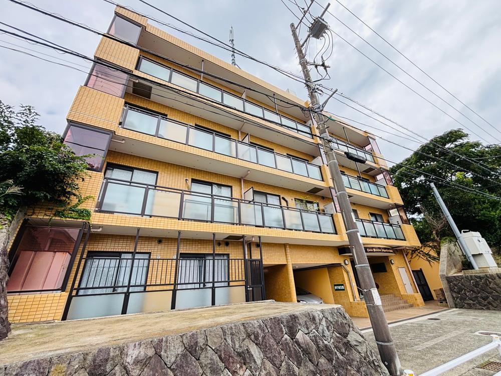 3LDK apartment in Miura, Kanagawa - Photo 1