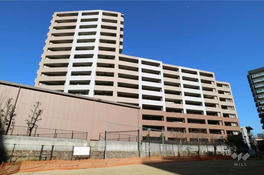 3LDK apartment in Takarazuka, Hyogo - Photo 1