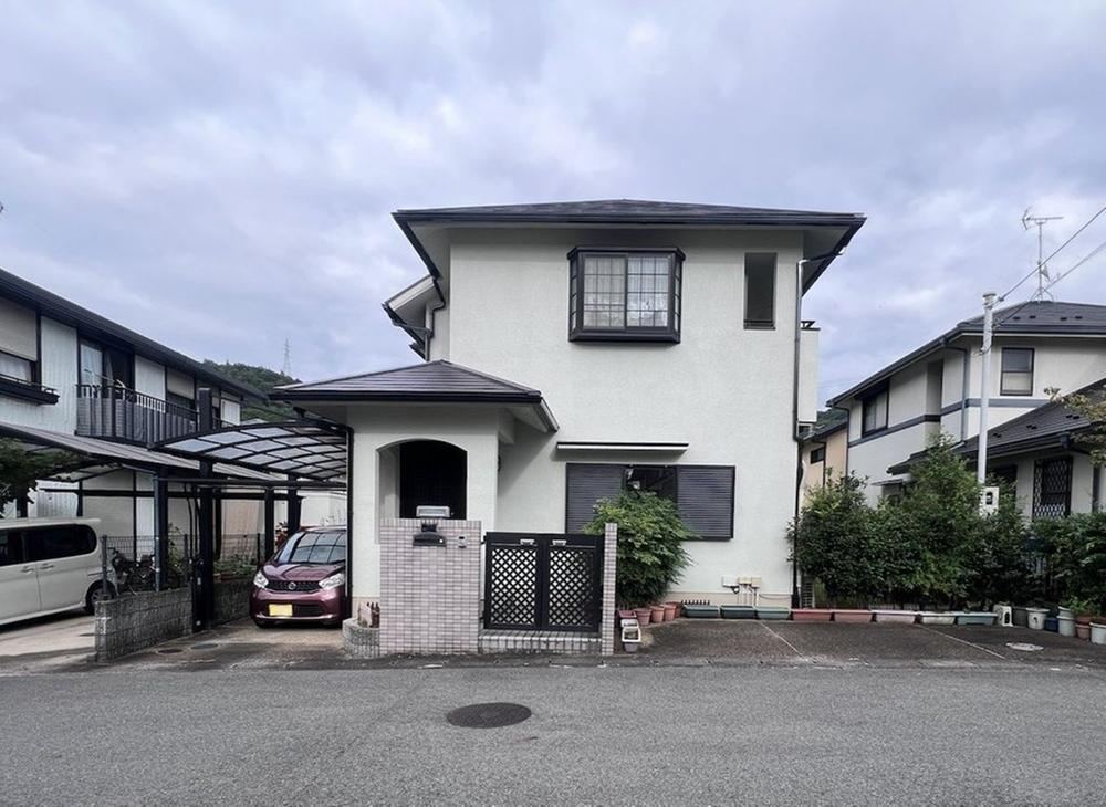 5LDK house in Uji, Kyoto - Photo 1