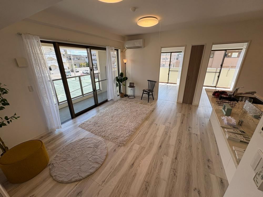 4LDK apartment in Itoman, Okinawa - Photo 1