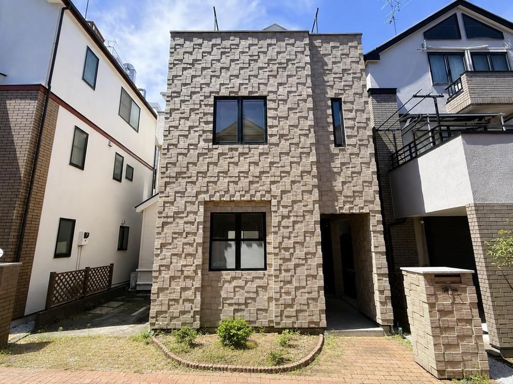 3LDK house in Itabashi Ward, Tokyo - Photo 1