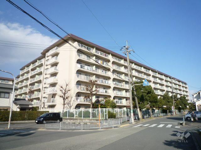 4LDK apartment in Mino, Osaka - Photo 1