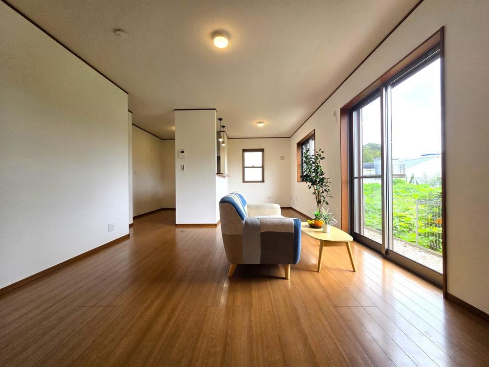 4LDK house in Iwatsuki Ward, Saitama - Photo 1