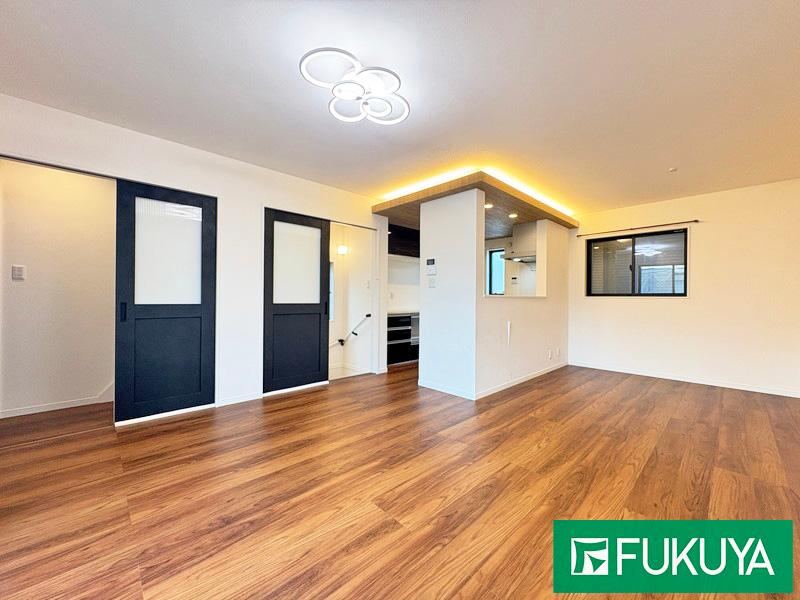 3LDK house in Neyagawa, Osaka - Photo 1