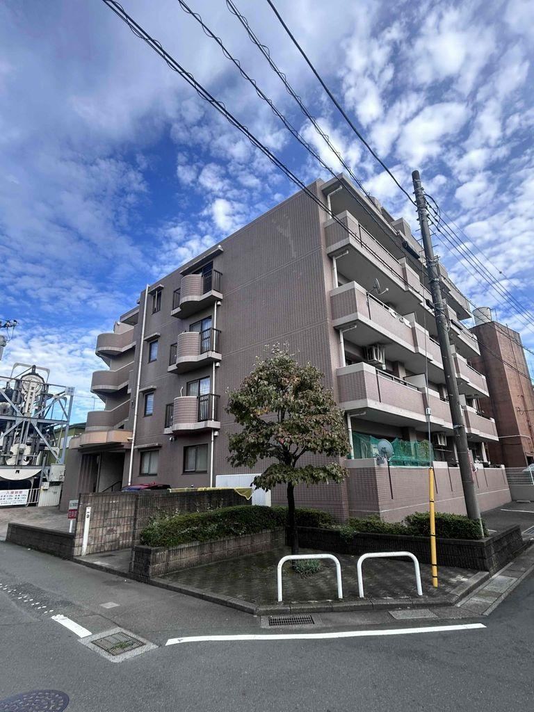 2LDK+S apartment in Soka, Saitama - Photo 1
