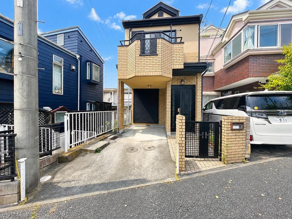 3LDK house in Totsuka Ward, Yokohama, Kanagawa - Photo 1